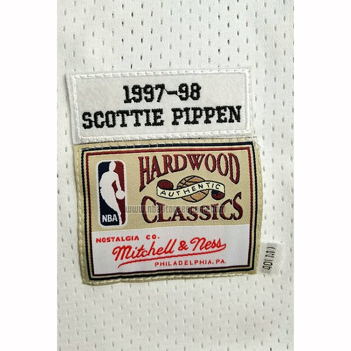 Camiseta Chicago Bulls Scottie Pippen NO 33 Mitchell & Ness 1997-98 Blanco